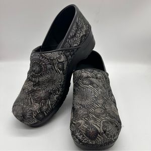 Sanita Gray Black Floral Tapestry Clogs Mules 40